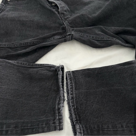 Abercrombie & Fitch The Dad Jean Black Stone Wash size 2 - Picture 7 of 10